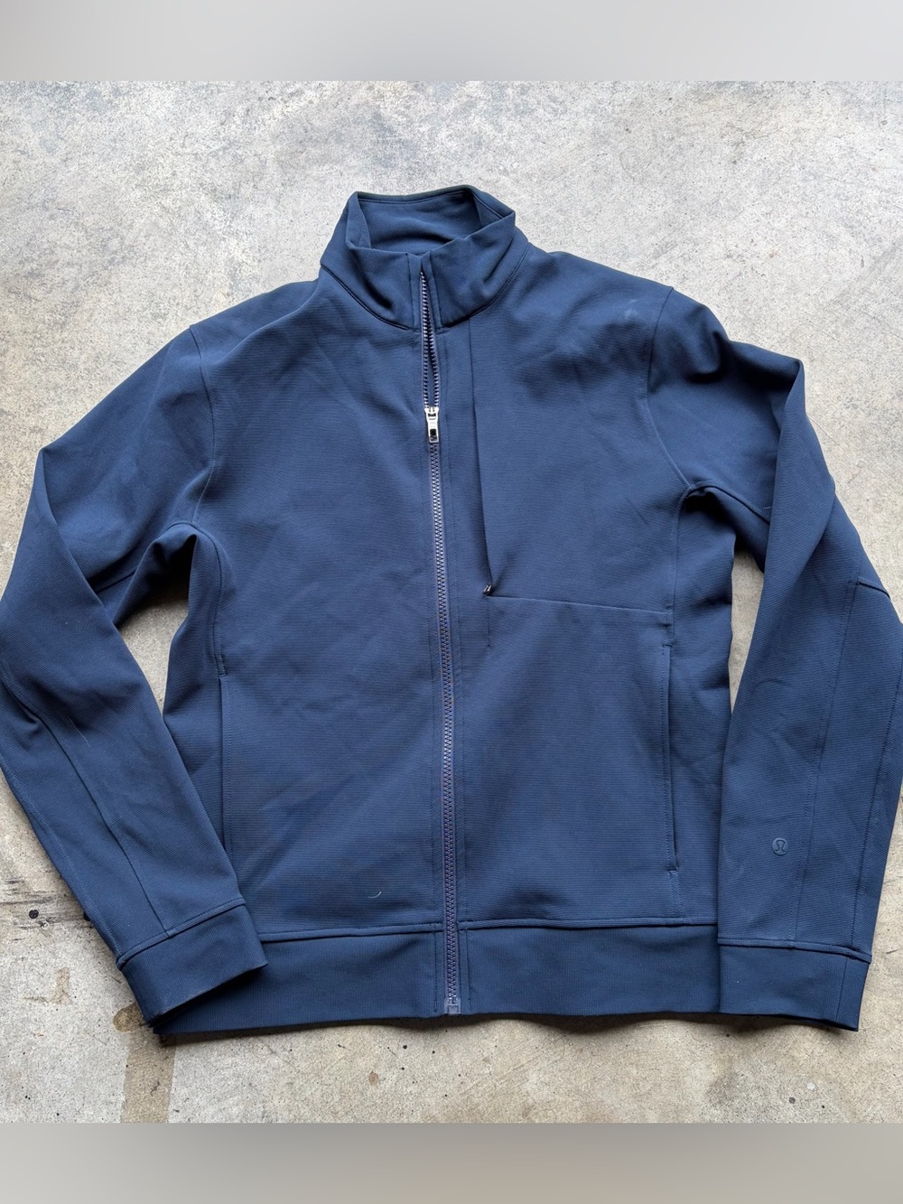 Lululemon Sojourn Windbreaker Jacket Navy